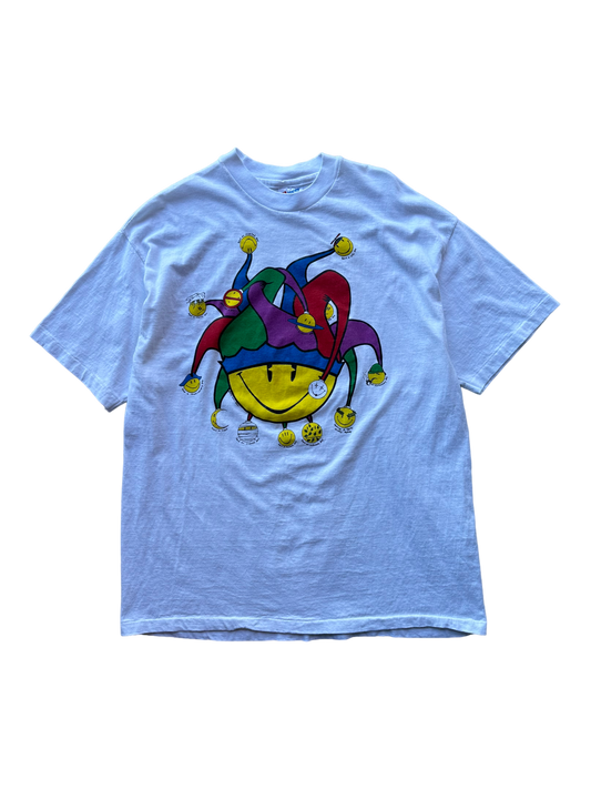 90s Smiley Face Tee size L/XL